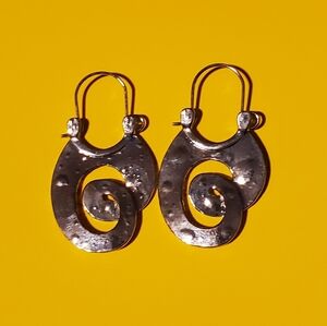 Elegant Silver Swirl Earrings